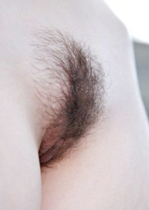 Stunning teen Nalli A showing her hairy pussy out