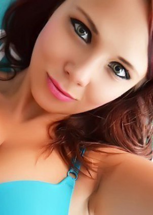 Bailey Knox makes selfies in her new Baby Blue bra
