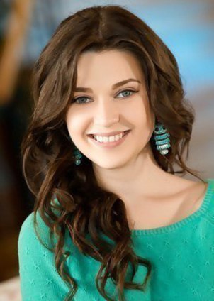 Fabulously sexy Serena Wood