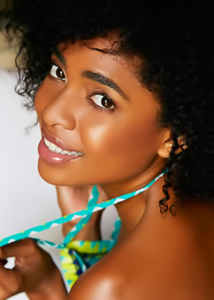 Sexy Ebony Luna