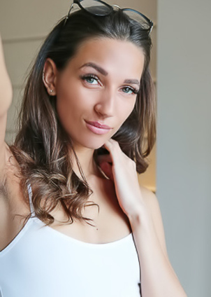 Kenya And View Of Her Sexy Ass