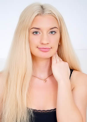 Naughty Blonde Anna Riv