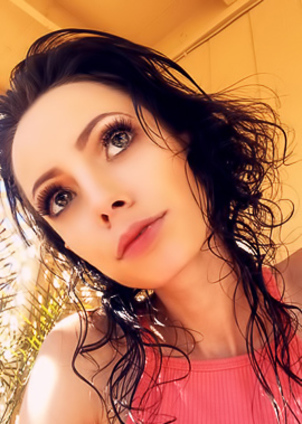 Aria Haze Skinny teen girl is ready for hard banging