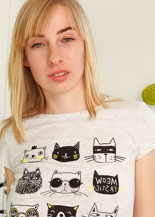 Anita Slender blonde Anita hotly strips and fondles bald cunt