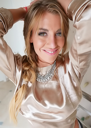 Silvia Dellai Getting Cums On Her Chest