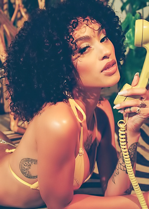 Sunni Getting Naked In Tropical Apartment