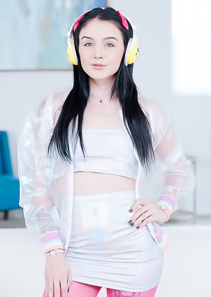 Rosalyn Sphinx Crazy Party Ready To Pleasure