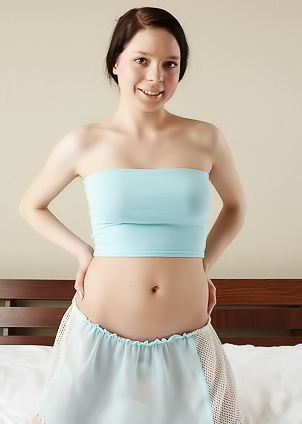 Kelly K Shows Amazing Teen Body And Hot Small Ass