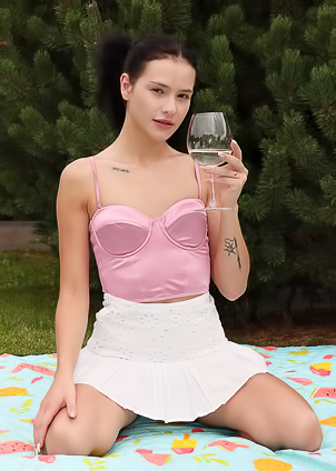 Matty Mila Perey In Summer Picnic