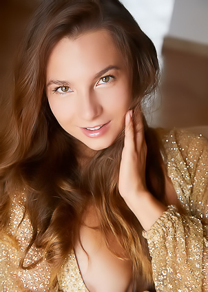 Stunning Brunette Belka Kicking Her Long Legs Wide For An Intimate View