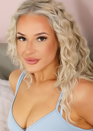 Glamorous Blonde Paige F