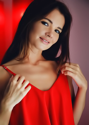 Brit A Sweet Cutie Spreads Her Legs