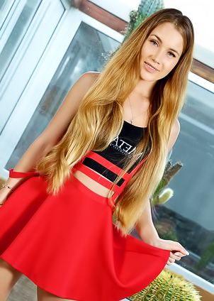 Mary Rock Vivacious Blonde Beauty Displays Her Supple Body