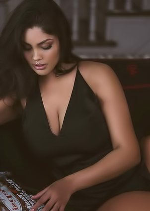 Jocelyn Corona In Afternoon Escape