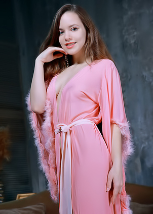 Flamy Nika In Stroke Me