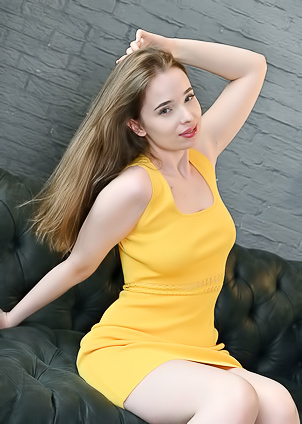 Evstolia In Vibrant Yellow