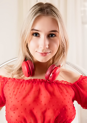 Cute Blonde Lumen Exposing Her Hairy Pussy With A Smile