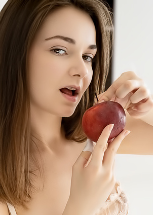 Purr Simona Baring Perky Breasts With Deliciously Puffy Nipples