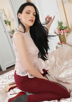 Dive Into The Exciting World Of Adult Sex Cams On Amateur.TV