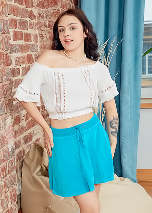 Rihanna Black Get Pleasure By Caressing Dick With Her Fingers And Tongue