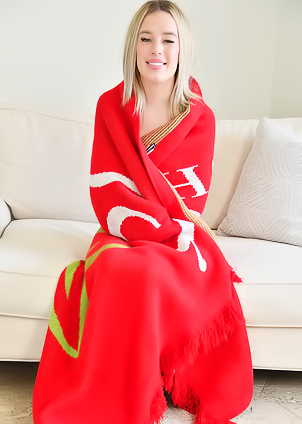 Vibe For My Clit - FTV Lola