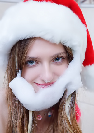 Rocky Di Beautiful Teen Takes A Shower