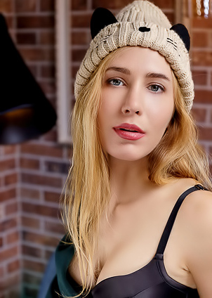 Madelina Reveal She's Wearing Nothing But Sexy Black Lingerie