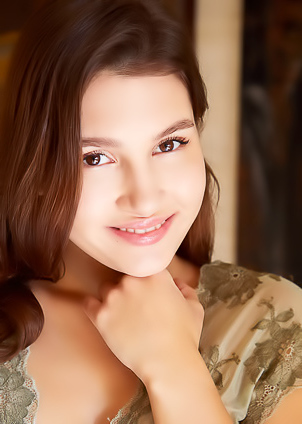 Ellie Luna Displaying Her Lovely Soft Breasts And Firm Round Booty