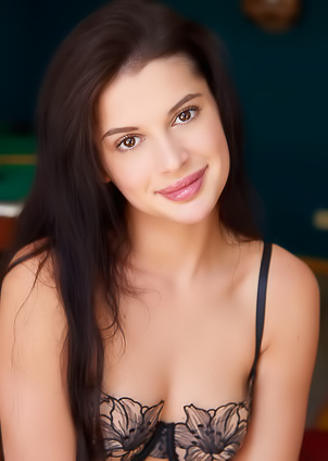 Asandra Dewy Invites You To Admire Every Delightful Detail Of Her Beautiful Body