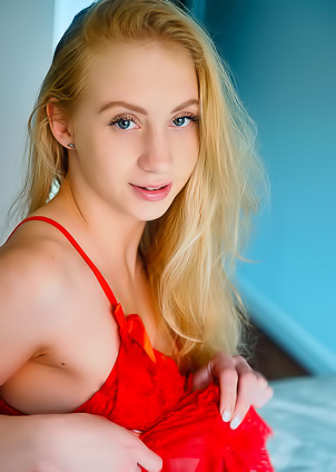 Alice Blue Kicking Her Long Legs High And Wide