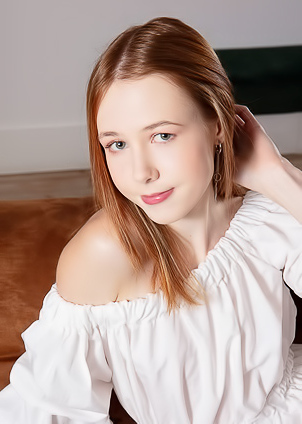 Lila Rose Naked And Parting Her Porcelain-pale Thighs Flirtatiously
